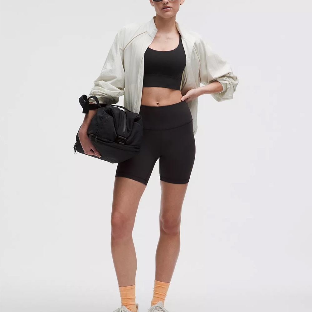 Wunder Train 6 inch Shorts